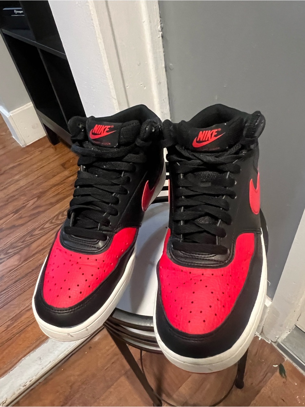 Nike Court Vision Mid Bred Red/Black Men's Size7.5 Women8.5  Sneaker - Picture 2 of 11